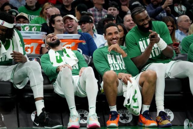 九游体育在线登陆-疯狂首节表现终结胜负悬念 绿军VS篮网已经10连胜