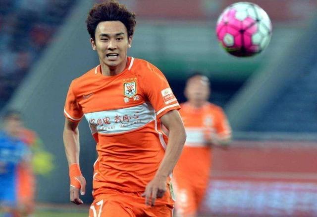 九游体育-孙准浩首发出色吴兴涵破门 泰山热身1比2不敌国安